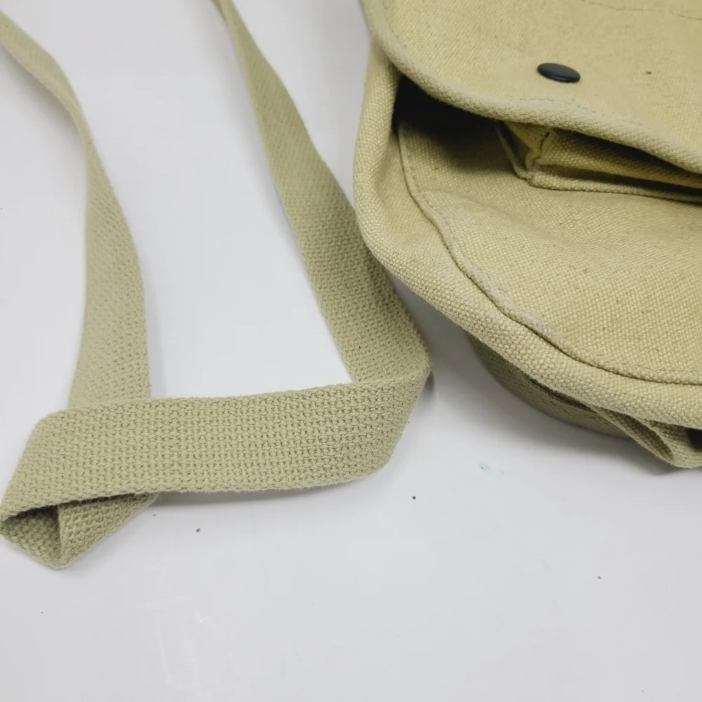 Unbranded | Unisex Vintage Beige Canvas Shoulder Bookbag or Backpack (One Size)